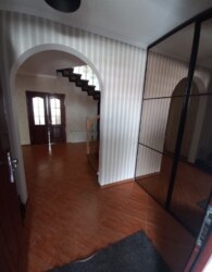 ������ 2 ����������� ������� � ������� �� 6 �����, 213.2 �� ���� 14