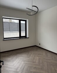 Продаж 1 поверхового будинку з новим ремонтом і ділянкою на 5 соток фото 18 Продаж 1 поверхового будинку з новим ремонтом і ділянкою на 5 соток фото 18