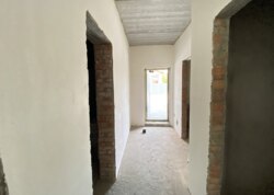  2        1.5 , 130 . , 4 ,  .   11