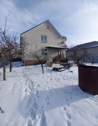 ������ 2 ����������� ������� � ������� �� 6 �����, 213.2 �� ���� 5