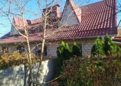 Продаж 1 поверхового будинку з верандою і ділянкою на 10 соток, 156 кв. м, 4 кімнати, на вул. Євгена Чикаленка фото 13 Продаж 1 поверхового будинку з верандою і ділянкою на 10 соток, 156 кв. м, 4 кімнати, на вул. Євгена Чикаленка фото 13