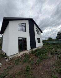 Продаж 2 поверхового будинку з ділянкою на 4 сотки фото 13 Продаж 2 поверхового будинку з ділянкою на 4 сотки фото 13
