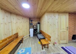 Продається унікальний дім на 25 сотках землі з власним підвалом, гаражем та сауною. фото 11 Продається унікальний дім на 25 сотках землі з власним підвалом, гаражем та сауною. фото 11