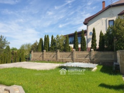 Продам большой дом на тихой улочке в Родичах возле Лозовеньковского водохранилища! фото 10 Продам большой дом на тихой улочке в Родичах возле Лозовеньковского водохранилища! фото 10