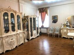 ОТ СОБСТВЕННИКА! Особняк 600 м2 3 этажа в самом Центре! Майдан Конституции, Пр. Гагарина фото 3 ОТ СОБСТВЕННИКА! Особняк 600 м2 3 этажа в самом Центре! Майдан Конституции, Пр. Гагарина фото 3