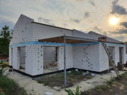 Продам 1этажный дом в коттеджном поселке на берегу водохранилища! Родичи. фото 5 Продам 1этажный дом в коттеджном поселке на берегу водохранилища! Родичи. фото 5