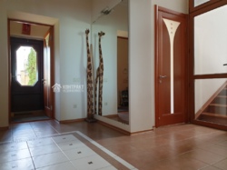 Продам большой дом на тихой улочке в Родичах возле Лозовеньковского водохранилища! фото 6 Продам большой дом на тихой улочке в Родичах возле Лозовеньковского водохранилища! фото 6