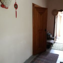   , ,   5