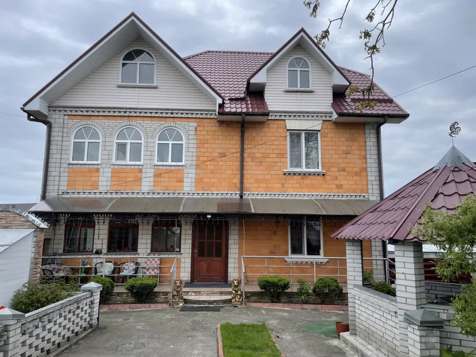 Продам чудовий будинок с.Іванків,Бориспіль 7 км.Газ,погріб,альтанка,город,сад фото 1 Продам чудовий будинок с.Іванків,Бориспіль 7 км.Газ,погріб,альтанка,город,сад фото 1