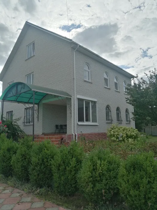 Продам будинок в с. Пухівка броварського р-н. Будинок 205 м.к фото 1 Продам будинок в с. Пухівка броварського р-н. Будинок 205 м.к фото 1