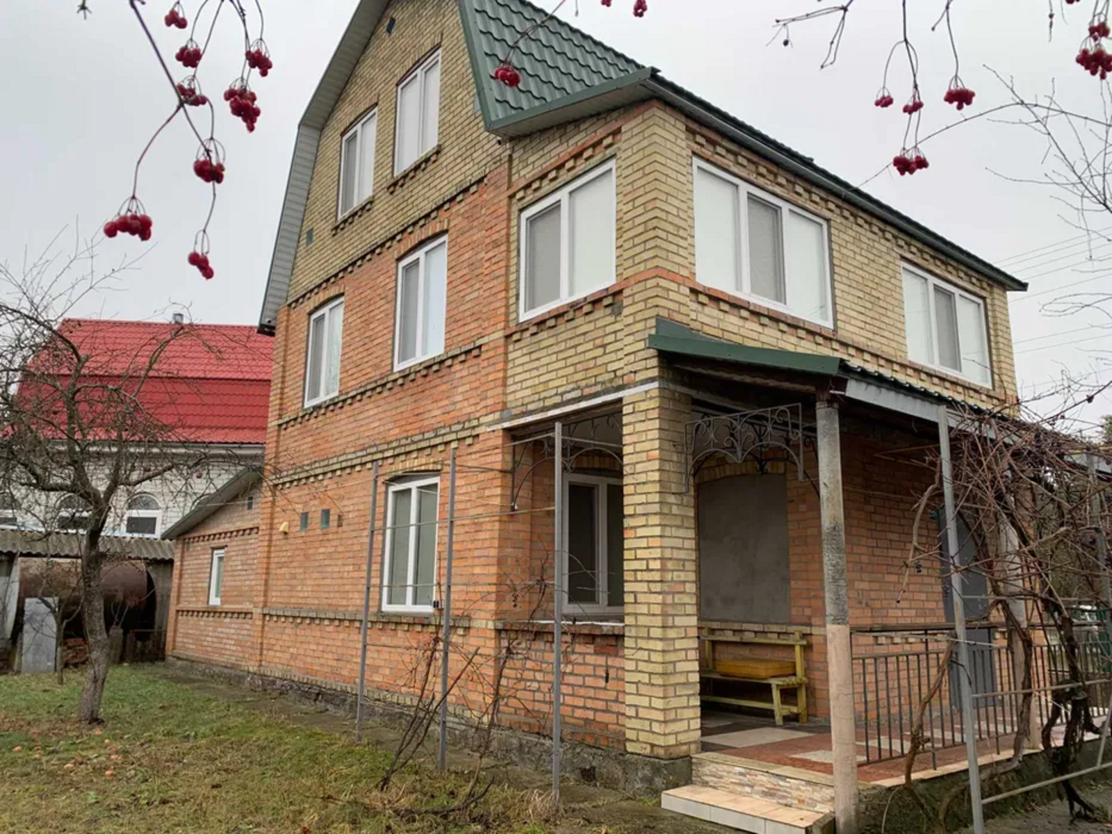 Продаж будинку з новим ремонтом (2021 року) в екологічно чистому районі, в лісовій місцевості. Київська обл. Макарівський р-н, с. Миколаївка фото 1 Продаж будинку з новим ремонтом (2021 року) в екологічно чистому районі, в лісовій місцевості. Київська обл. Макарівський р-н, с. Миколаївка фото 1