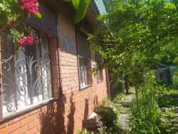 Продам будинок в с.Круглик,12 соток,камін,гараж,сауна,альтанка,сад фото 2 Продам будинок в с.Круглик,12 соток,камін,гараж,сауна,альтанка,сад фото 2