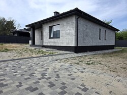 Продаж будинку з дизайнерським ремонтом! с Путрівка, неподалік Василькова! 130м.кв, 7соток, поруч ліс! Неподалік нова школа! фото 5 Продаж будинку з дизайнерським ремонтом! с Путрівка, неподалік Василькова! 130м.кв, 7соток, поруч ліс! Неподалік нова школа! фото 5