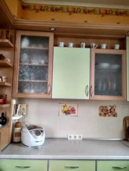   .,ë .,,  12
