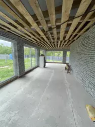 🏡 **        . ,  **  6