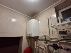 Продам будинок с.Гнатівка. Гараж з підвалом. Газ, камін,Охорона, інтернет. фото 9 Продам будинок с.Гнатівка. Гараж з підвалом. Газ, камін,Охорона, інтернет. фото 9