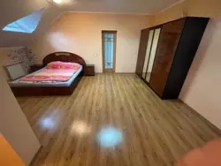       ! 180. , 9 !  19