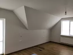    275,     , !  17