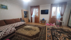 Продається будинок с. Яблунівка,КМ 'Яблунівські сади'.Гараж,гостьовий будинок,власна котельня фото 10 Продається будинок с. Яблунівка,КМ 'Яблунівські сади'.Гараж,гостьовий будинок,власна котельня фото 10