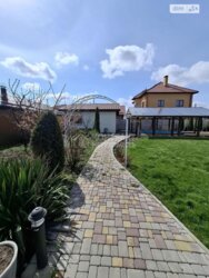 ������ 2 ����������� ������� � ������� � ������� �� 10 �����, 160 ��. �, 5 ����� ���� 4