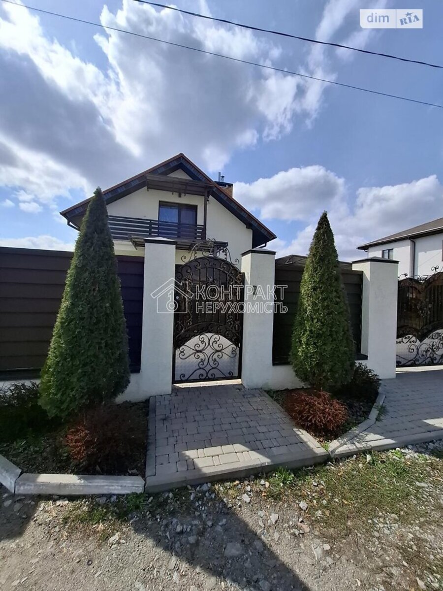 ������ 2 ����������� ������� � ������� � ������� �� 10 �����, 160 ��. �, 5 ����� ���� 1