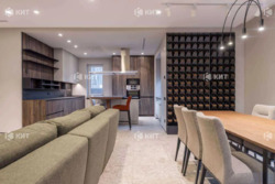 ������� 230 �2 � ����� ��������, ������� � �������� (� ��������� - ���������� ������, �� ������������). ���� 13