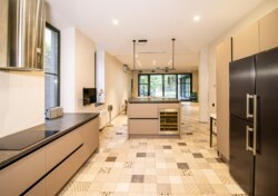 ��������� ������� �����, ���������, �������������, ���������, �. ����������� ���� 14