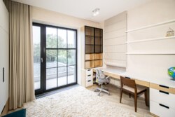 ��������� ������� �����, ���������, �������������, ���������, �. ����������� ���� 10