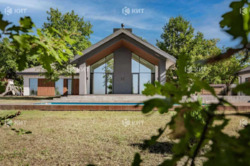 Дім з басейном, р-н Лісопарк (Лесопарк, Лесное фото 3 Дім з басейном, р-н Лісопарк (Лесопарк, Лесное фото 3