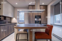 ������� 230 �2 � ����� ��������, ������� � �������� (� ��������� - ���������� ������, �� ������������). ���� 10