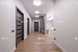 ������� 125 �2 � ����� ��������, ������� � �������� (� ��������� - ���������� ������, �� ������������). ���� 18