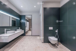 ������� 230 �2 � ����� ��������, ������� � �������� (� ��������� - ���������� ������, �� ������������). ���� 18