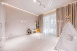 ������� 125 �2 � ����� ��������, ������� � �������� (� ��������� - ���������� ������, �� ������������). ���� 16