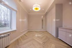 ������� 180 �2 � ����� ��������, ������� � �������� (� ��������� - ���������� ������, �� ������������). ���� 16