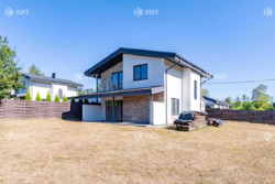 � ������� ������� 135 �2 � ���������� ������ �������� Hills ���� 1