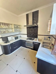 Продается дом два этажа 350 квадратных метров район 8- й хлебзавод фото 4 Продается дом два этажа 350 квадратных метров район 8- й хлебзавод фото 4