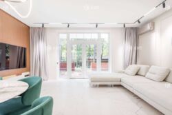 � ������� ������� 140 �2 � ����� ��������, ������� �� �������� � ��������� - ���������� ������ ˳���� ���� 12