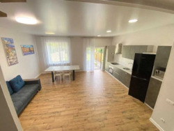 Продам 4 кімнатну квартиру Таунхаус метро Академика Павлова фото 1 Продам 4 кімнатну квартиру Таунхаус метро Академика Павлова фото 1