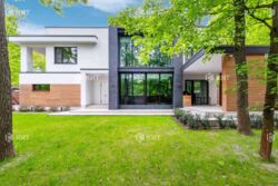 � ������� ������� 260 �2 � ����� ��������, ������� � �������� � ��������� - ���������� ������ ˳���� �� ������������ ���� 1