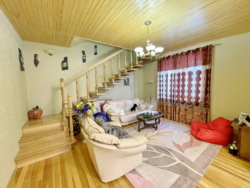 Продається затишний будинок у привабливому місці розташування по вул. Сумської артбригади фото 15 Продається затишний будинок у привабливому місці розташування по вул. Сумської артбригади фото 15