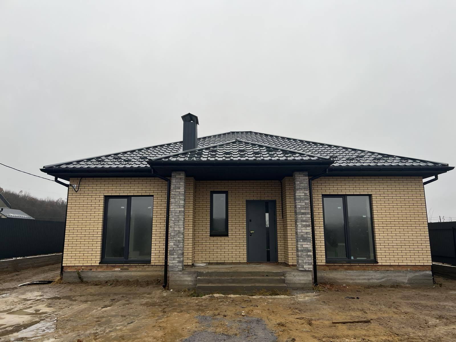 Новобуд на Старому місті фото 1 Новобуд на Старому місті фото 1