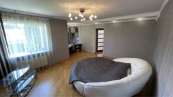 � ������� ��� �� �. �������� 300 � � ���������. ���� 15