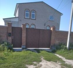 Продам великий, гарний будинок, р-н Лелеківка фото 1 Продам великий, гарний будинок, р-н Лелеківка фото 1