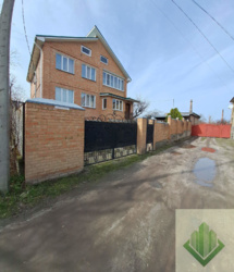 Продам просторий, гарний будинок, вулиця Садова. Без комісії. фото 1 Продам просторий, гарний будинок, вулиця Садова. Без комісії. фото 1