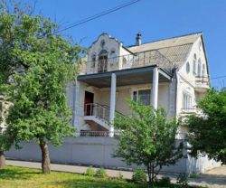 Продається гарний будинок для великої родини в районі Новомиколаївка фото 12 Продається гарний будинок для великої родини в районі Новомиколаївка фото 12