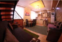 Продам 2 этажный дом в центре города. фото 2 Продам 2 этажный дом в центре города. фото 2