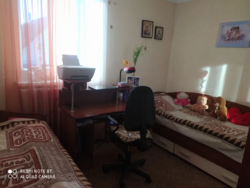 Продаєтся півбудинку в центрі в районі третьої поліклініки фото 4 Продаєтся півбудинку в центрі в районі третьої поліклініки фото 4