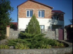 Продается два дома на одном участке фото 6 Продается два дома на одном участке фото 6