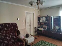 Продам трикімнатну квартиру в одноповерховому будинку в Центрі міста фото 10 Продам трикімнатну квартиру в одноповерховому будинку в Центрі міста фото 10