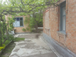 Продаєтся два будинка на одній садибі в районі Некрасівка фото 3 Продаєтся два будинка на одній садибі в районі Некрасівка фото 3